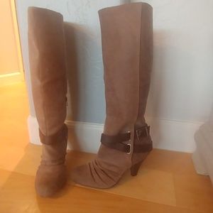 Jessica Simpson suede boots Cedar size 7